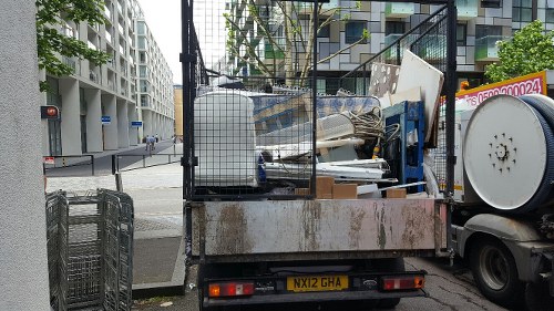 Choosing the right home clearance service
